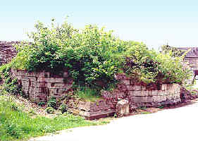 zbytek bergfritu na p�edhrad�